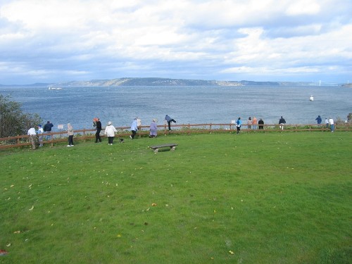 Steilacoom train wreck onlookers
